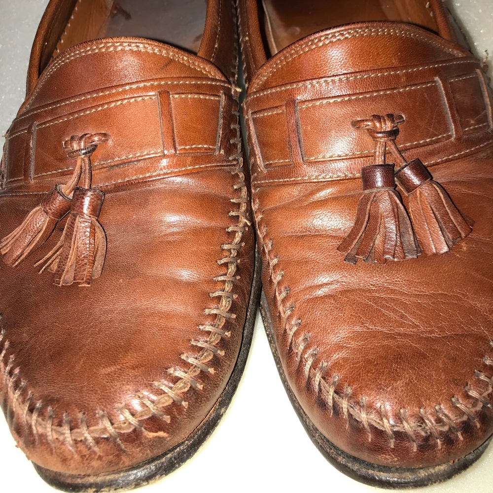 11 1/2 B Allen Edmonds “Matera” tassel loafer GUC